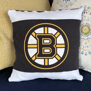 Boston Bruins NHL Hockey 16x16 handmade upcycled sweatshirt throw pillow cover